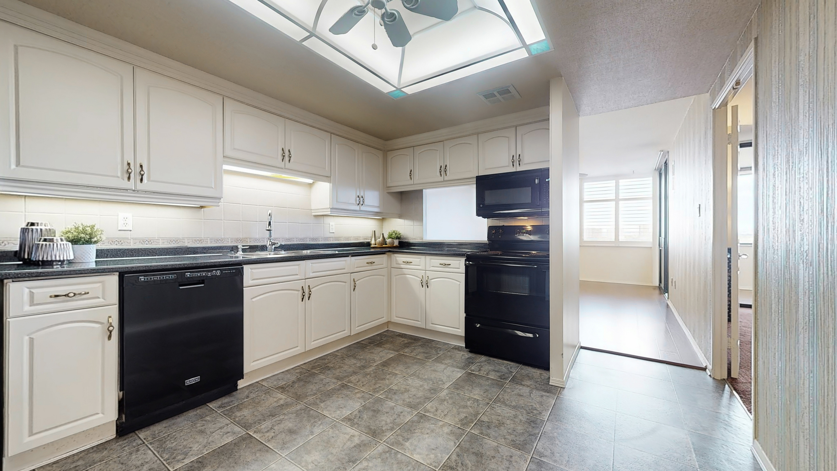 Kitchen at 1401-2350 Bridletowne Circle