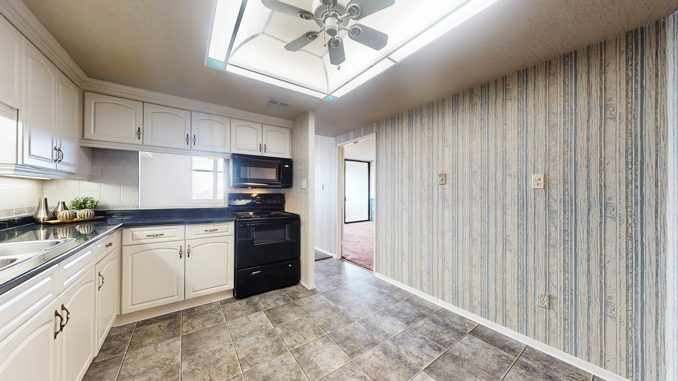  2350 Bridletowne Circle 1401 Kitchen
